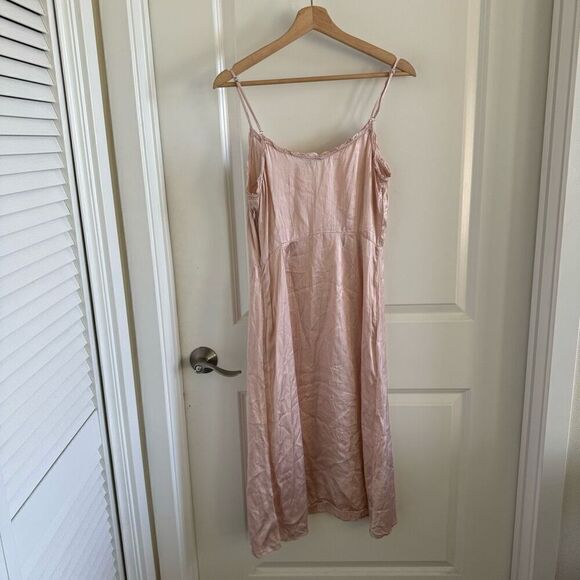 Aritzia Wilfred Millie Slip Dress Rose Quartz - Picture 4 of 10